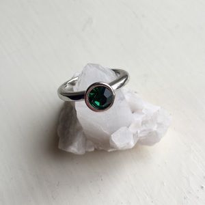 🌼Emerald Green Gemstone Ring